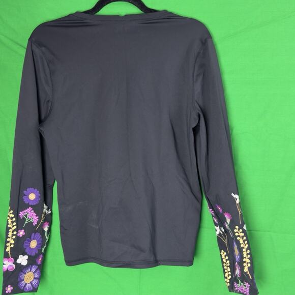 Urban Savage Women’s Longsleeve T-Shirt Floral Print Black Size Large - Picture 2 of 7